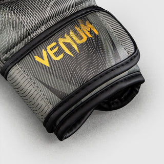 MMA-Handschuhe Venum Galactic 3.0 Schwarz-Gold-Combat Arena