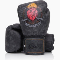 Muay Thai Handschuhe Fairtex Das Herz des Kriegers
