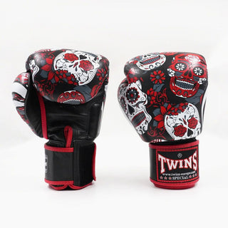 Muay Thai Handschuhe Twins Special FBGVL 3 Skull Rot 