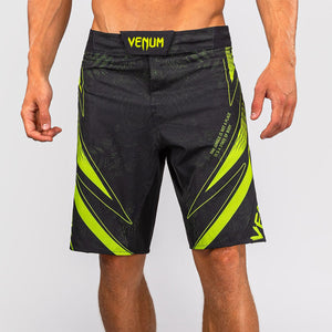 MMA Shorts Venum Amazonia Reborn Schwarz-Grün-Combat Arena