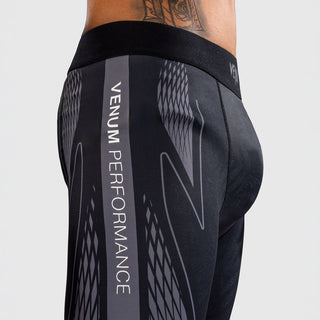 Shorts Kompression Venum Amazonia Reborn Schwarz-Grau-Combat Arena