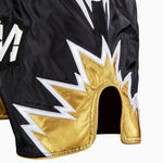 Shorts kick-thailändisch Venum Inferno 2.0 Schwarz-gold-Combat Arena