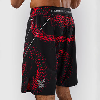 MMA Shorts Venum Matupa Schwarz-rot 
