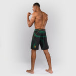 MMA Shorts Venum Matupa Schwarz-grün 