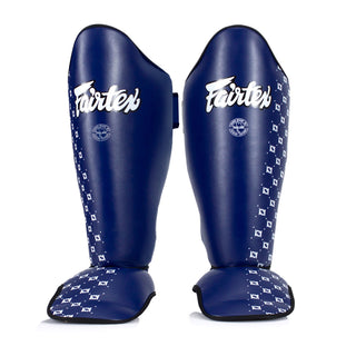 Schienbeinschoner Fairtex Wettbewerb SP5 mit blauen Fußstützen 