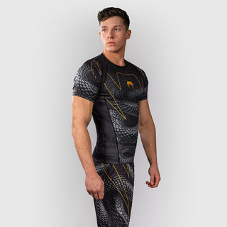 Rashguard Venum Matupa Kurzarm Schwarz-Grau-Combat Arena