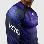 Rashguard Venum Tekken 8 Kazuya langärmlig Schwarz-Lila-Combat Arena