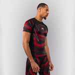 Rashguard Venum Matupa Kurzarm Schwarz-Rot 